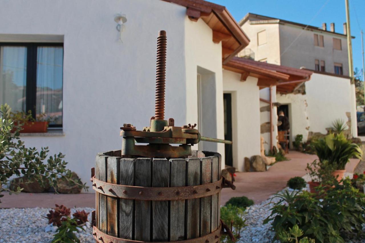 Holiday Mandrolisai Doc Atzara Exterior photo